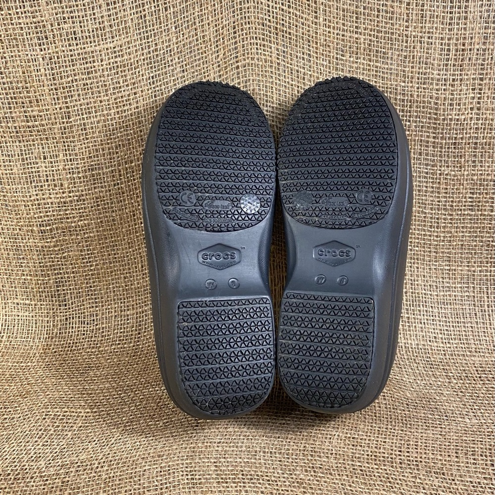 CROCS Clogs Slip On Black Comfort Slip Resistant Nurse Work  Shoes Size 8 - Picture 10 of 10
